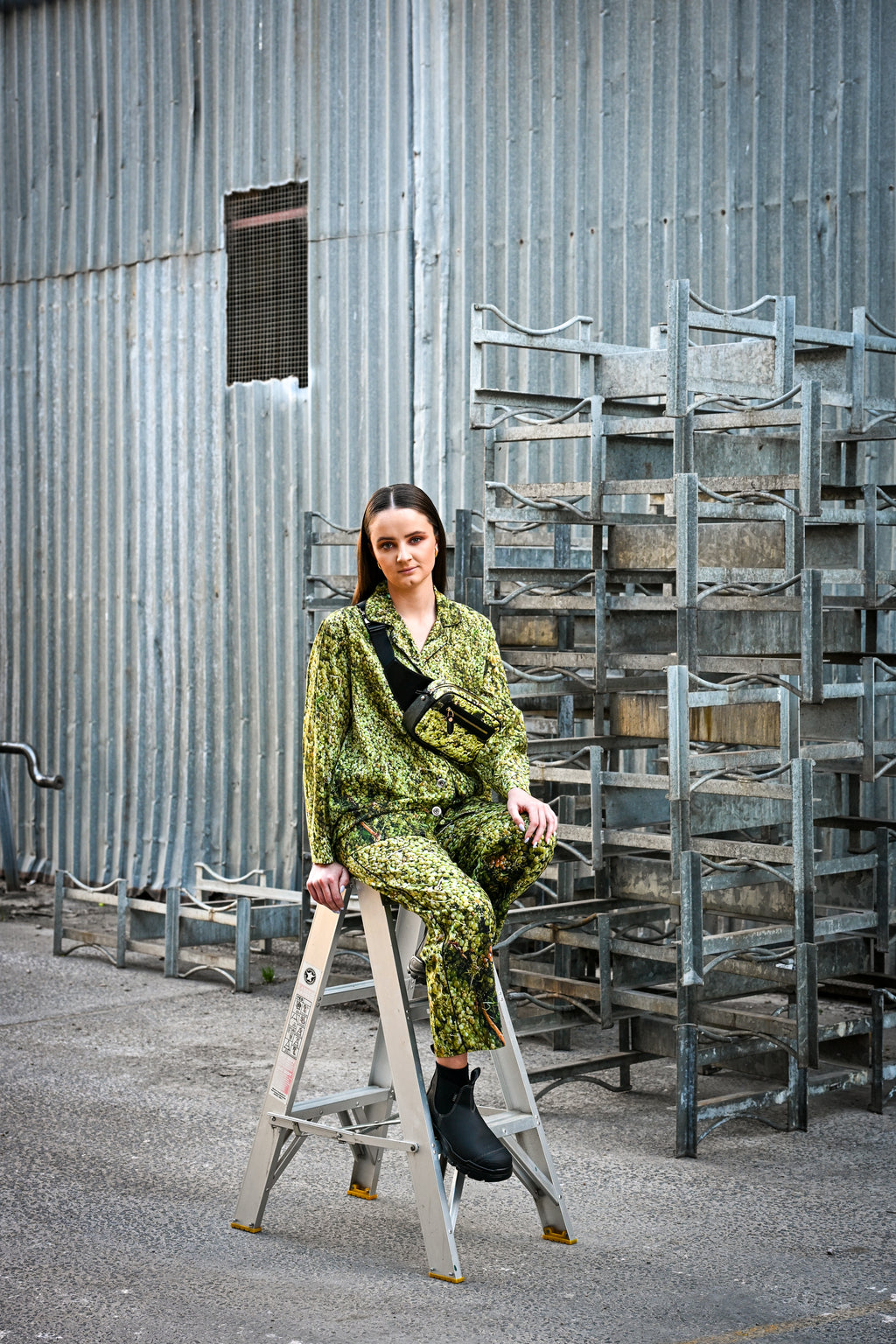 White Wine Grape Pebble Leather Bumbag